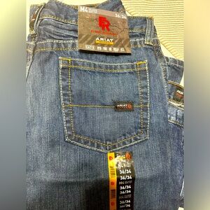 !!ARIAT FR WORK JEANS BRAND NEW!!